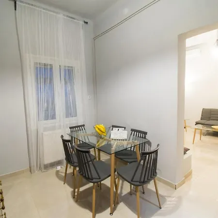Finikas House Country house