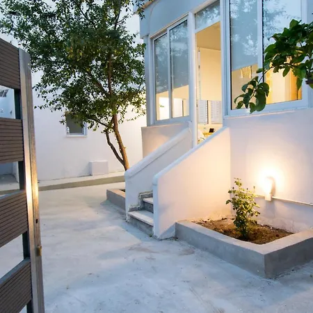 Landhaus Finikas House *